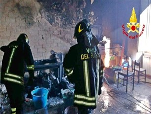 Incendi in provincia di Campobasso, otto persone intossicate L'episodio è avvenuto a Bonefro e Campobasso all'interno di due appartamenti. Tempestivo l'intervento dei Vigili del fuoco