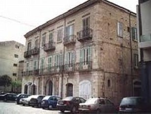 Recupero palazzo “Jadopi”, altra promessa di Toma Il Governatore  rassicura il sindaco di Isernia