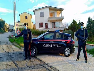 denunciato dai carabinieri un giovane resosi responsabile di furto aggravato all’interno di una Chiesa.
