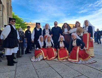 La nuova missione pastorale del venafrano Don Francesco Ferro in Sardegna Bella e festosa l’accoglienza popolare nella parrocchia della Beata Vergine Assunta a Nulvi nel Sassarese