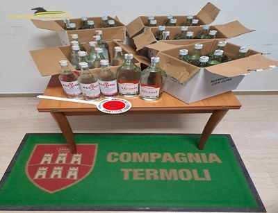 GDF Campobasso: sequestro di prodotti alcolici di contrabbando.