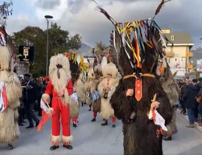 Carnevale internazionale a Isernia, corteo Maschere Zoomorfe
