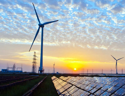 Energie rinnovabili in Italia: potenziale, sfide e necessità di maggiori investimenti