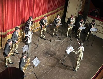Ancora un 1°posto per  gli studenti della junior sax Orchestra di Castelpetroso  (foto) Al Teatro Rossini di Pesaro nel concorso musicale "Giovani in crescendo"  