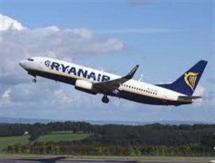 Sciopero Ryanair. al via azione collettiva del Movimento Consumatori contro la compagnia Movimento Consumatori assiste i passeggeri per la presentazione dei reclami e l’avvio, in caso di rigetto delle richieste in via stragiudiziale, di un’azione collettiva per il recupero del dovuto