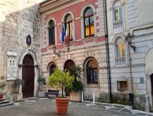Nomina del nuovo dirigente del settore tecnico al comune di Isernia Il nuovo dirigente è Giuseppe Cutone, nominato dal sindaco D'Apollonio