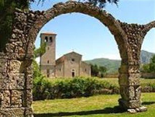 Massimiliano Scarabeo interviene riguardo il Sito di San Vincenzo al Volturno:” mettere a frutto i vantaggi offerti dalla storia e dall’ambiente che lo caratterizzano”.