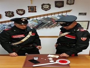 Isernia: I Carabinieri in azione nel contrasto alla droga. Scatta  un arresto, una segnalazione e sequestri.
