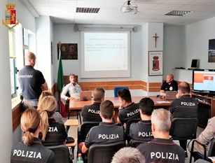 La Polizia di Stato di Isernia a lezione  con gli esperti del Corpo Nazionale Soccorso Alpino e Speleologico (video)