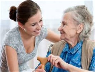 ‘Riconoscimento ed il sostegno del caregiver familiare’: proposta della Fanelli in Consiglio regionale
