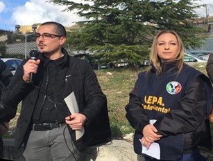 A San Giuliano di Puglia piantati 30 alberi in memoria delle vittime della scuola Iovine
