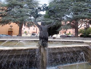 Ristrutturazione della Fontana S. francesco a Isernia, sopralluogo del sindaco e assessore comunale