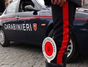 Fermati dai Carabinieri mentre gareggiano in velocita’ alla guida di autoveicoli  sulla ss.85 e sanzionati