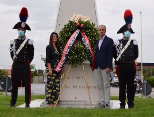 Campobasso onora i caduti dell’arma dei Carabinieri Scoperto il monumento alla rotonda Monforte. Presenti tutte le autorità 