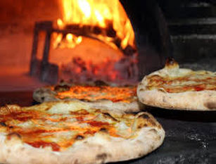 Il prezzo della pizza è salito 2.5 volte più velocemente dell’Inflazione: perché?