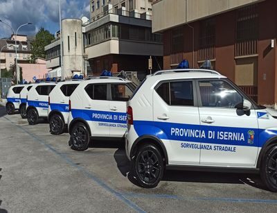 Nuove auto ibride per la polizia provinciale e la vigilanza stradale