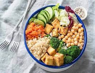 Alimenti a base vegetale, preziosi alleati in eta’ avanzata "Veganuary”: Ottobre è il mese dedicato alla Dieta Vegana