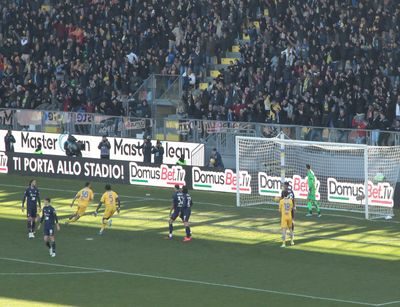 Serie A, il Frosinone ritrova la vittoria. Allo stirpe batte  il Cagliari  di Ranieri (3-1) …dopo 5 sconfitte consecutive