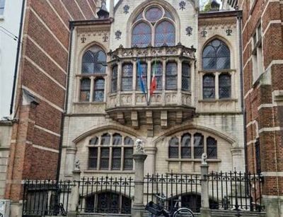 Iorio, sede del Molise a Bruxelles una vendita miope: per l’acquirente è l’affare del secolo