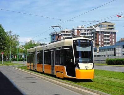 Mobilità. Piano per il rientro: tram, linee scolastiche, nuovi collegamenti.