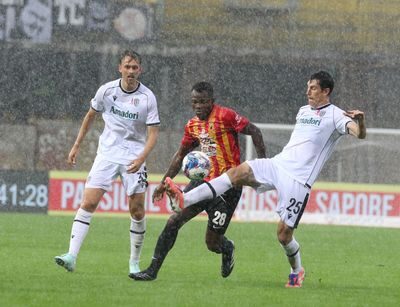 Benevento, la ripartenza è da grande squadra: Cesena battuto 2-0 al Vigorito (FOTO) Sotto una pioggia battente